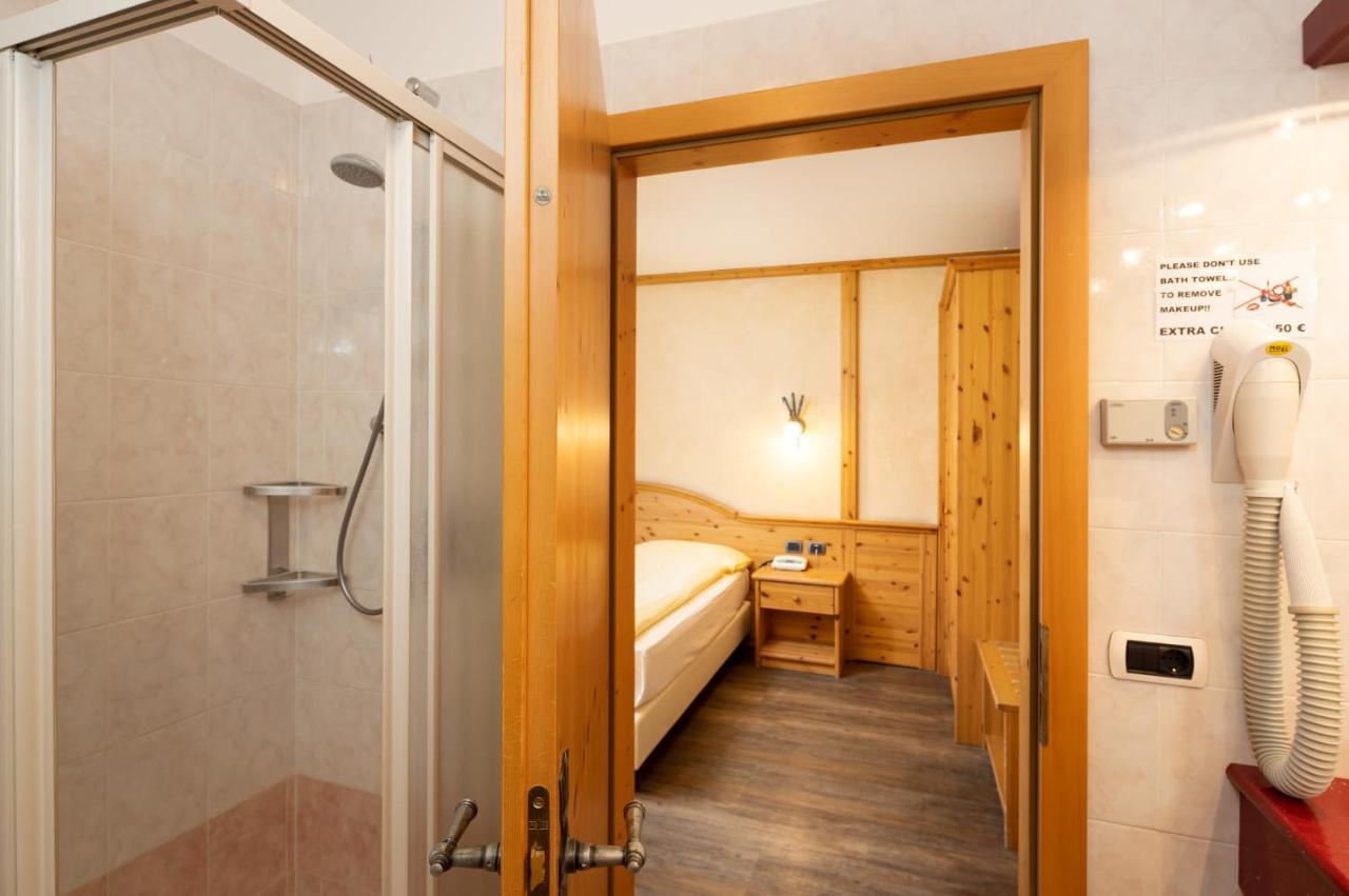 Hotel La Pastorella リヴィーニョ エクステリア 写真